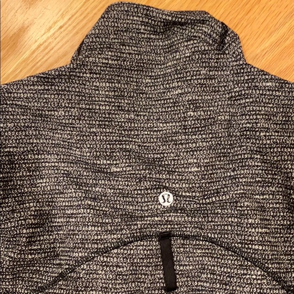 Lululemon Define Jacket - Picture 5 of 5